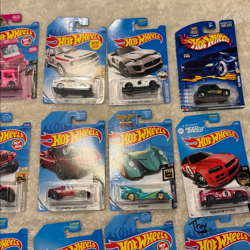 18 Hot Wheels as shown - Picture 5 of 5